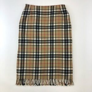 Scottish Vintage plaid skirt tan black red fringe hem wool midi  Fits Size 6